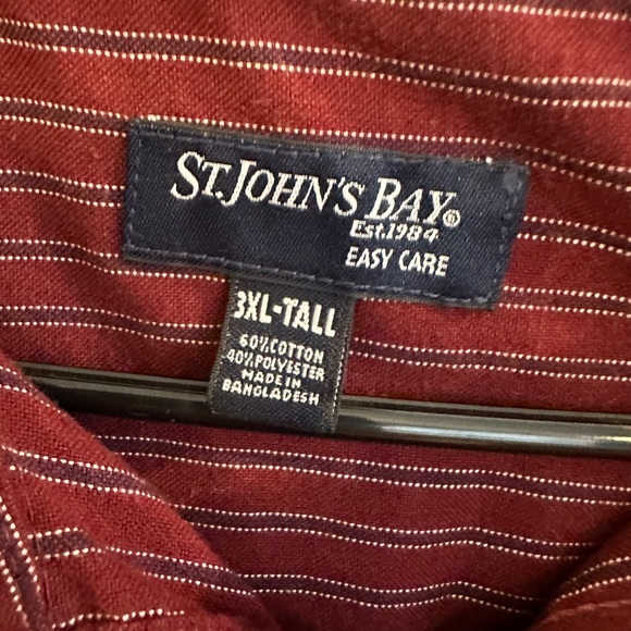 St. John’s Bay 3XLT Long Sleeve Button Down Shirt in Burgundy (Used) - Picture 3 of 3